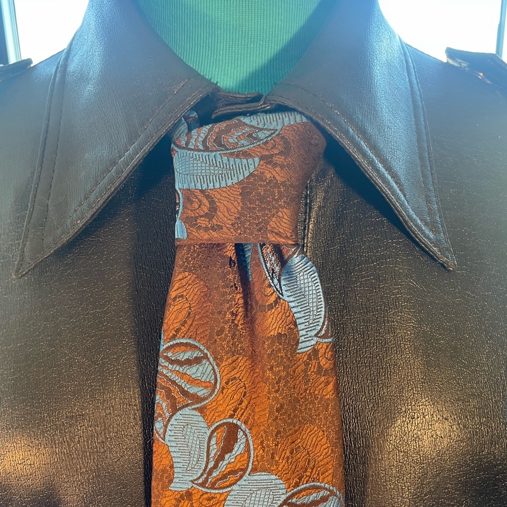Brown And Blue Patterned Polyester Tie - image 1